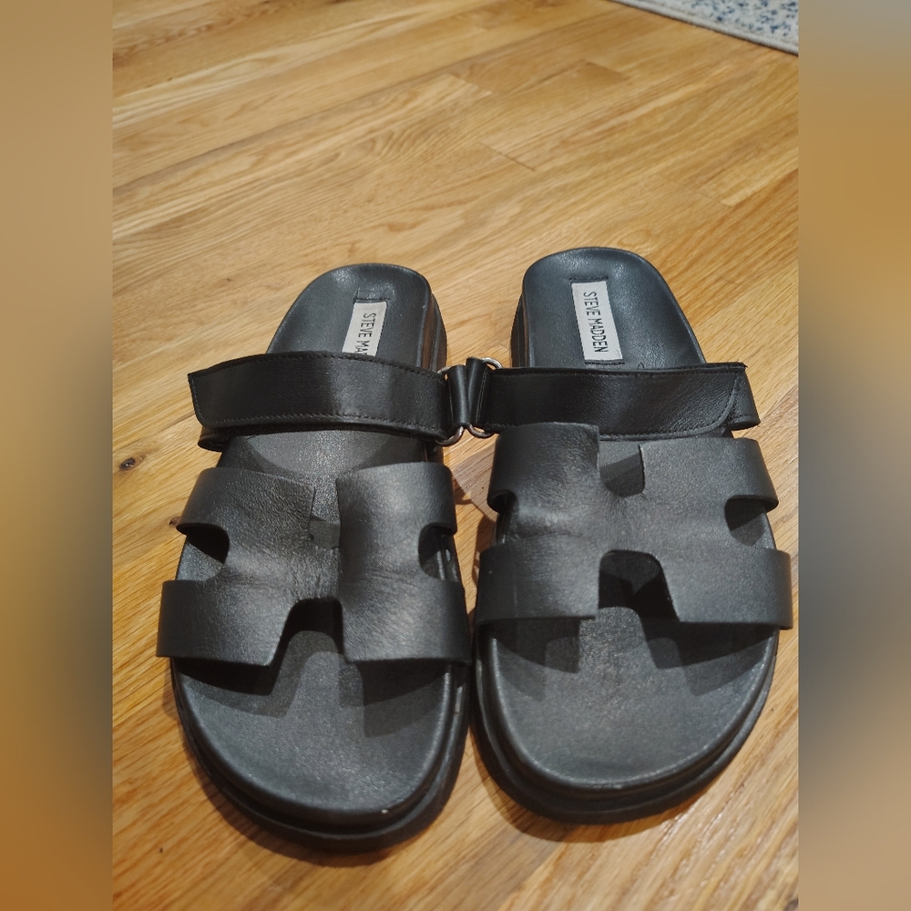 Steve Madden Black Leather Sandals